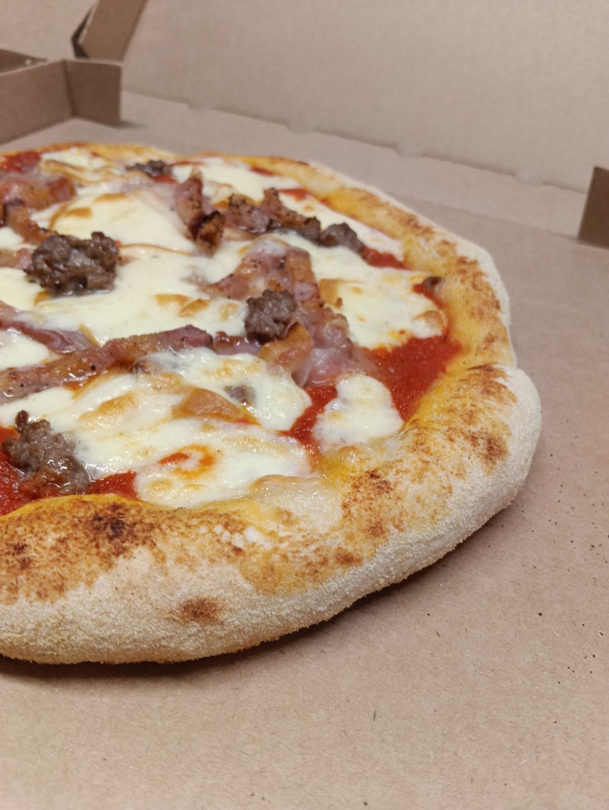 Pizza Il Carnivore